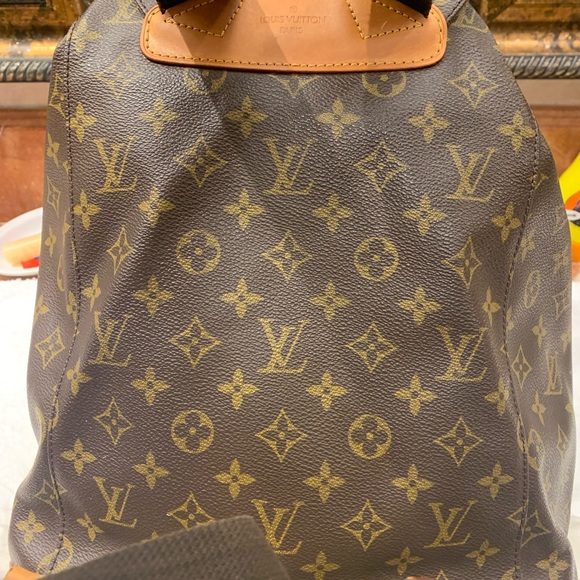 Authentic Louis Vuitton backpack - Picture 9 of 15